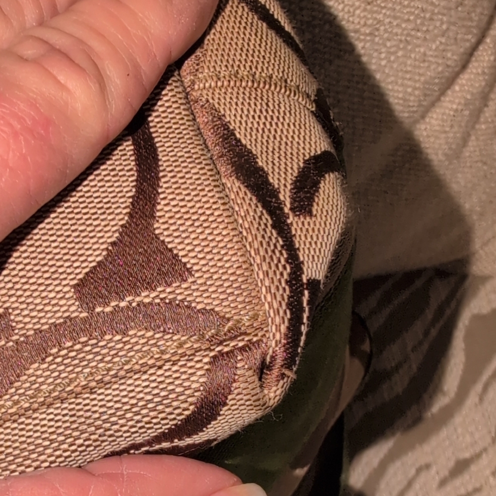 Coach Signature C Tote With Green Apple Patent Leather Trim 2006 Style 10124 - Picture 10 of 14